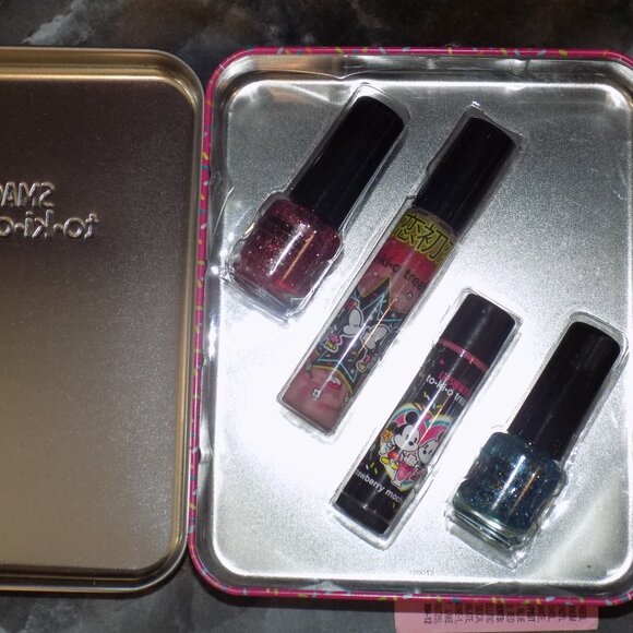 Smackers to.ki.o Treats Set Lip and Nail NEW - Picture 2 of 4